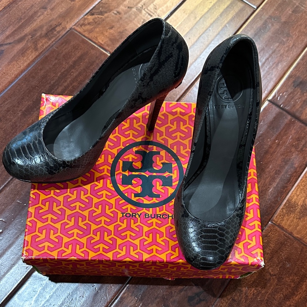 Tory Burch Black Snakeskin Heels
